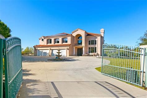 2 Olympic Way Coto De Caza, CA 92679